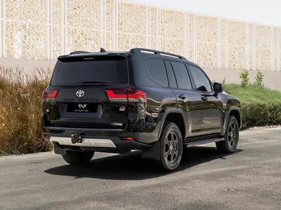 2022 Toyota Land Cruiser GR sport
