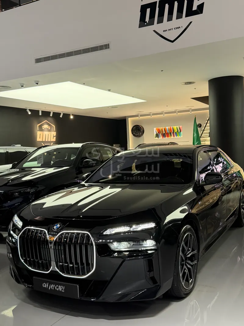 2025 BMW 7 Series 735i