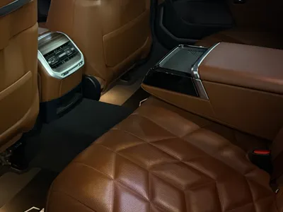 2025 BMW 7 Series 735i