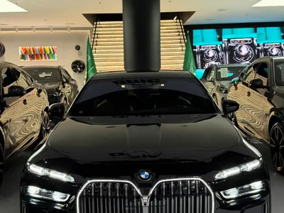 2025 BMW 7 Series 735i