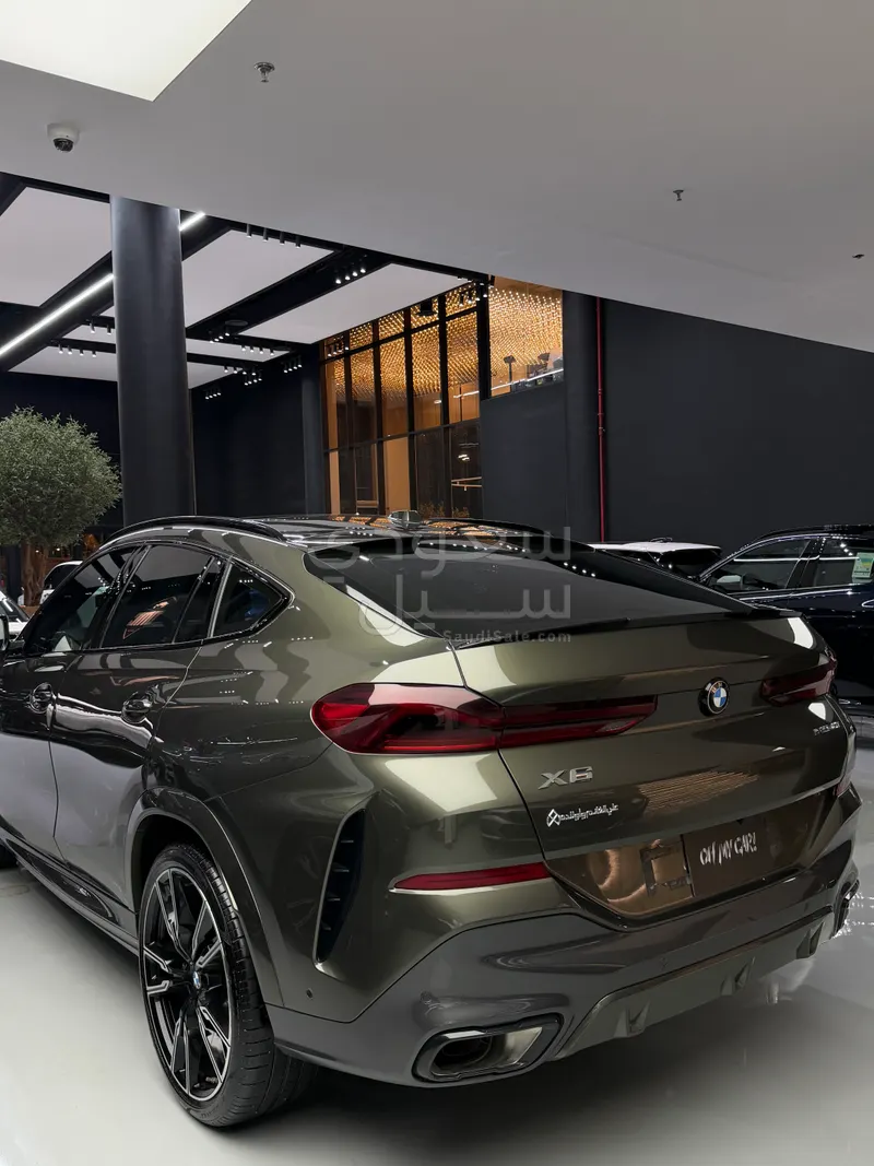 2025 BMW X Series 6 M Kit