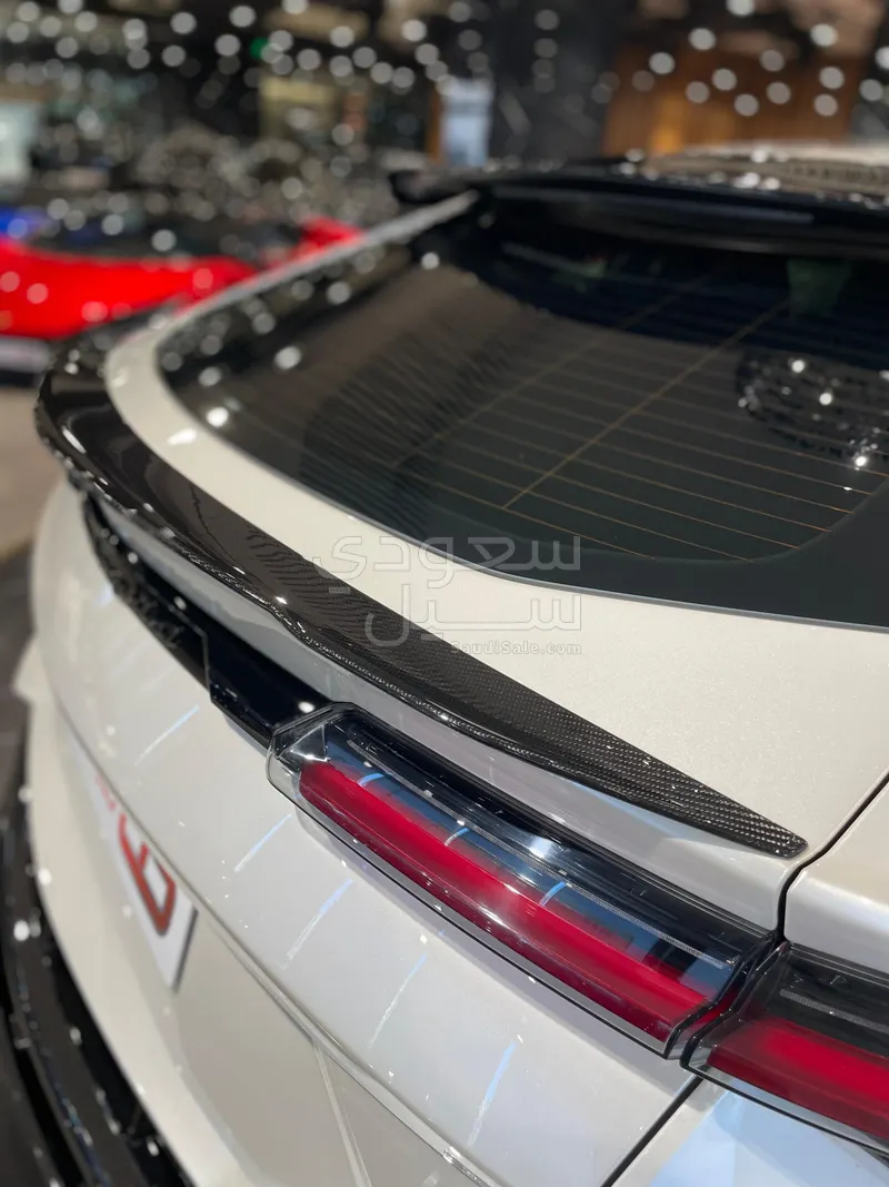 2024 Lamborghini URUS Performante