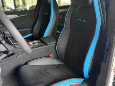 2024 Lamborghini URUS Performante