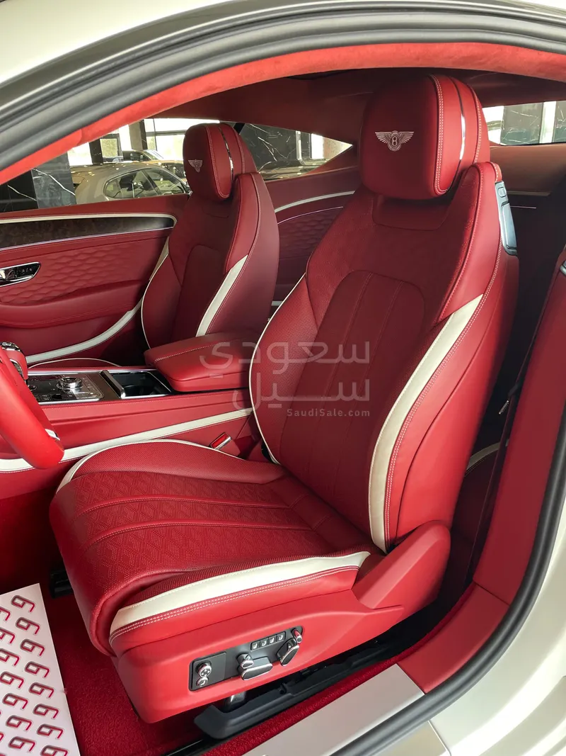 2025 Bentley Continental GT