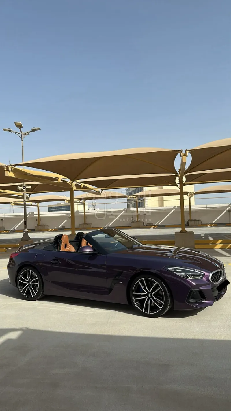 2024 بي ام دبليو الفئة زد 4