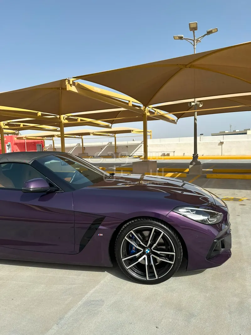 2024 بي ام دبليو الفئة زد 4