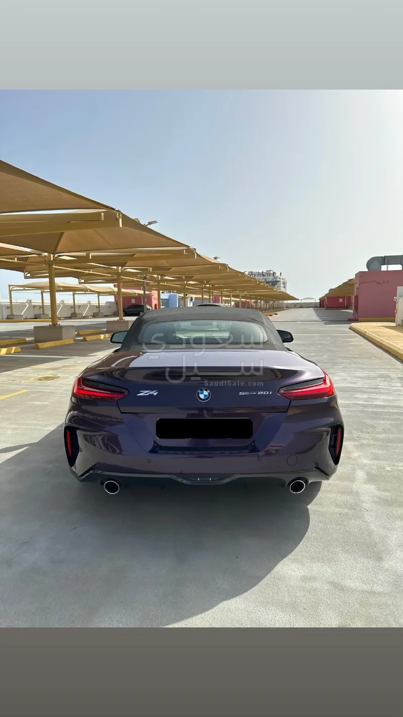 2024 بي ام دبليو الفئة زد 4