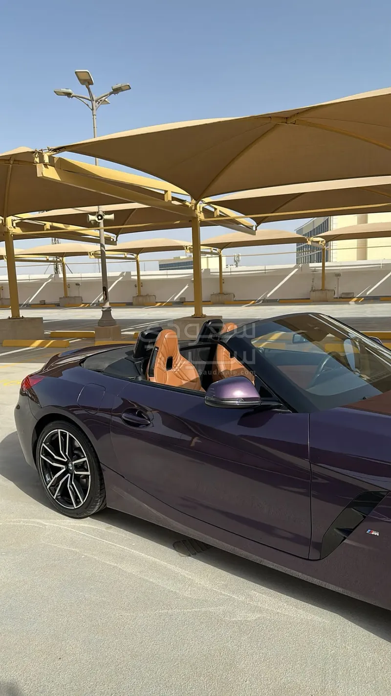 2024 بي ام دبليو الفئة زد 4