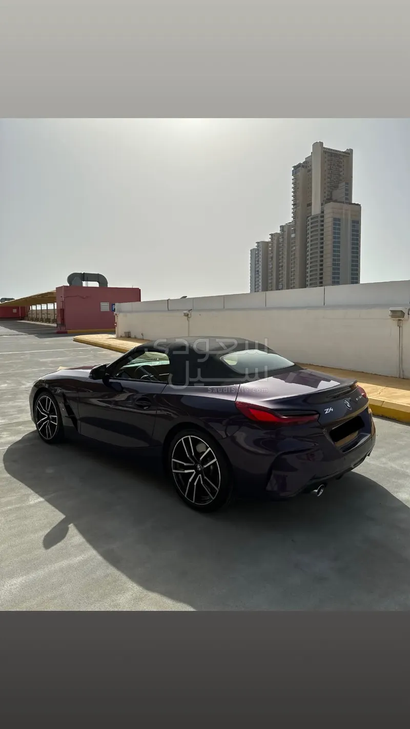 2024 بي ام دبليو الفئة زد 4
