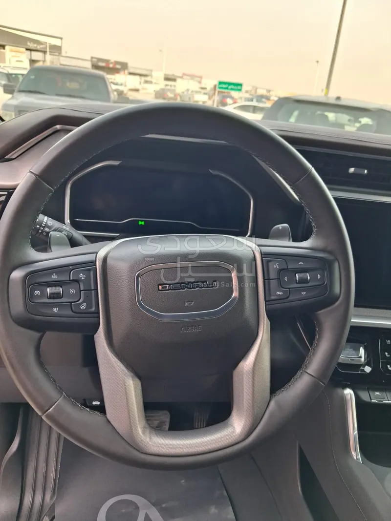 2023 جي ام سي يوكون دينالي