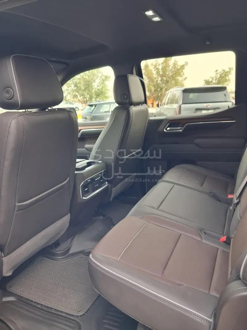 2023 جي ام سي يوكون دينالي