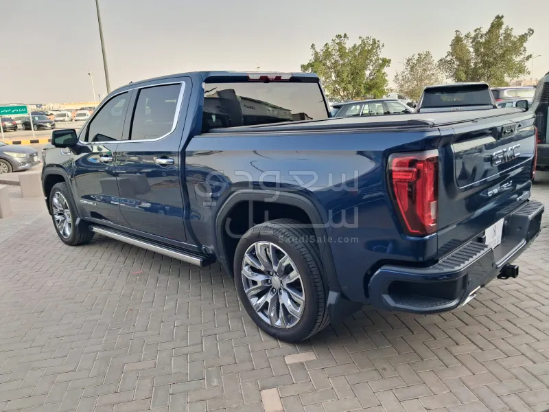 2023 جي ام سي يوكون دينالي
