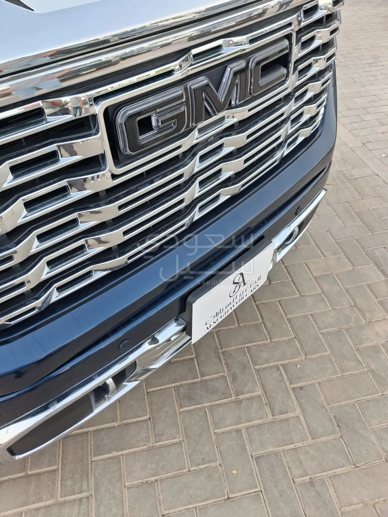 2023 جي ام سي يوكون دينالي