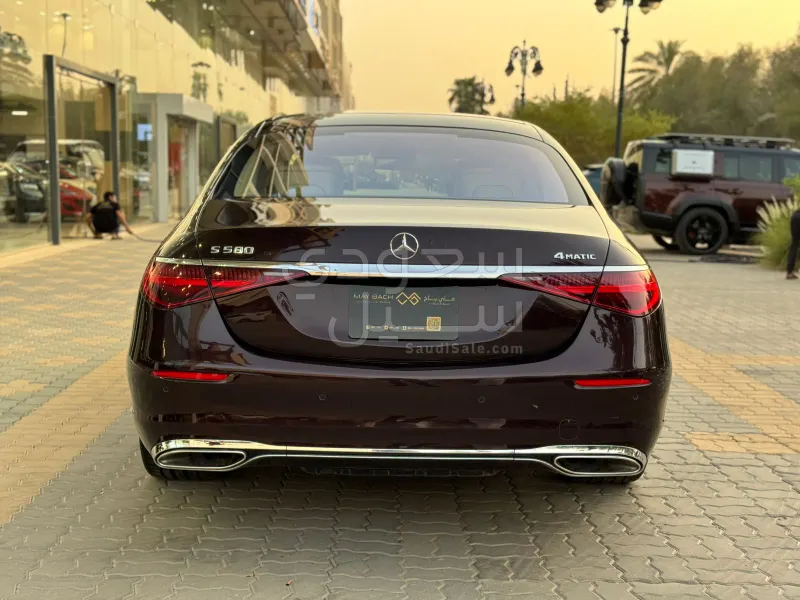 2022 Mercedes-Benz S 580