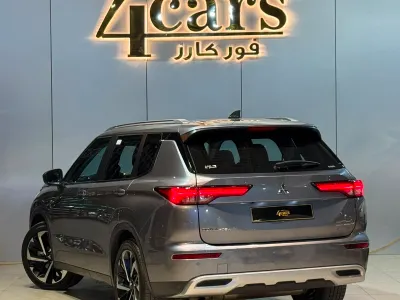 2023 متسوبيشي اوت لاندر