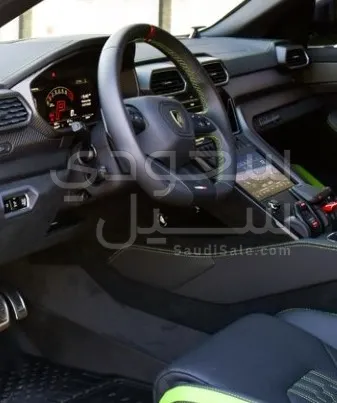 2024 Lamborghini URUS Performante