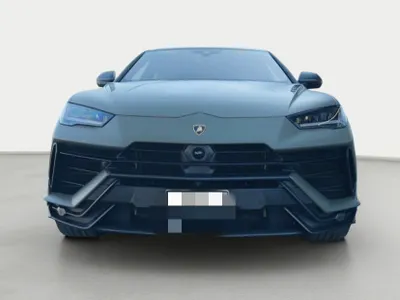 2024 Lamborghini URUS Performante