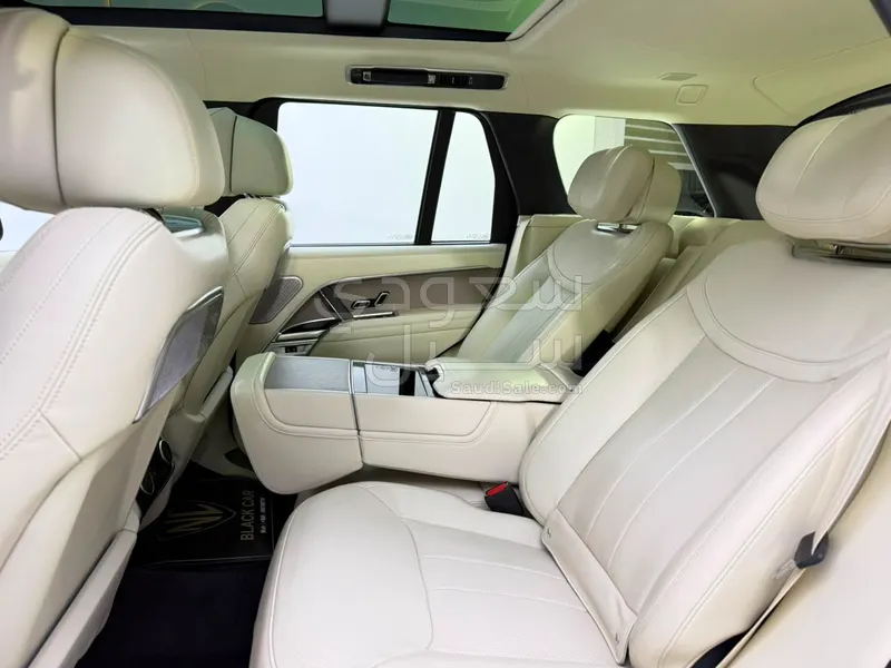 2026 Land Rover Range Rover HSE