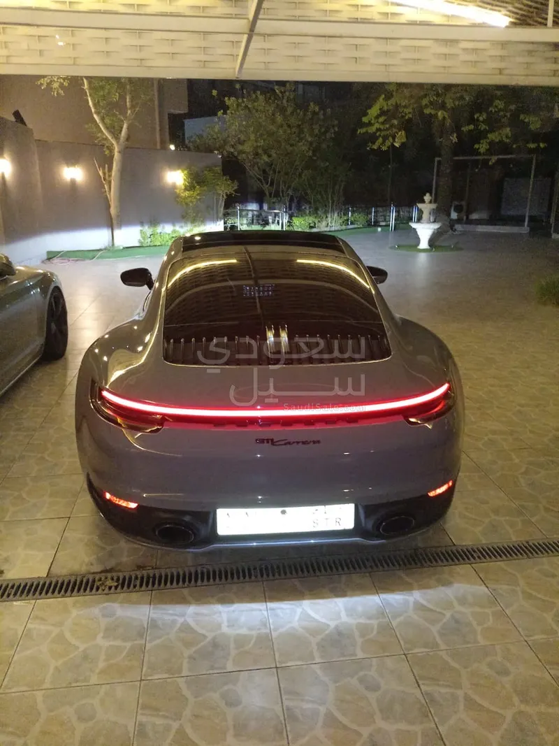 2024 بورش 911 كاريرا