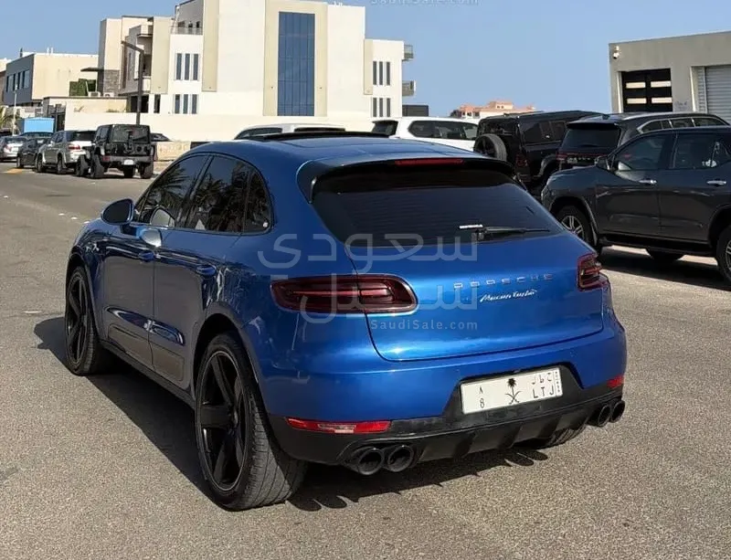 2015 بورش ماكان اس