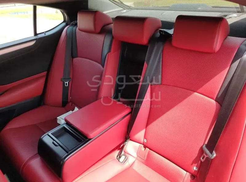 2019 Lexus ES 350 F Sport