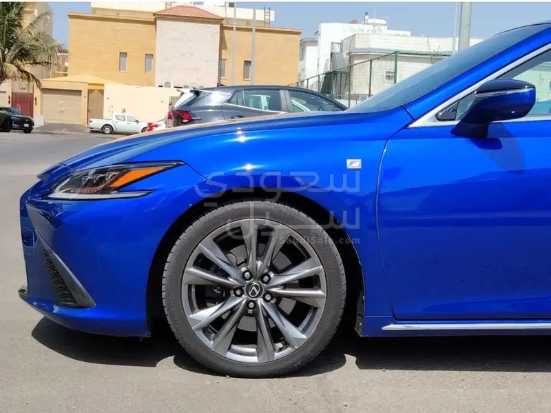 2019 Lexus ES 350 F Sport