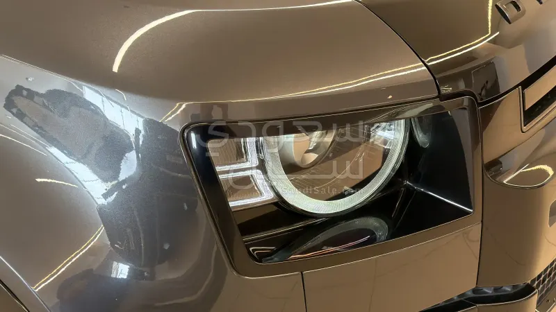 2025 Land Rover Defender 90