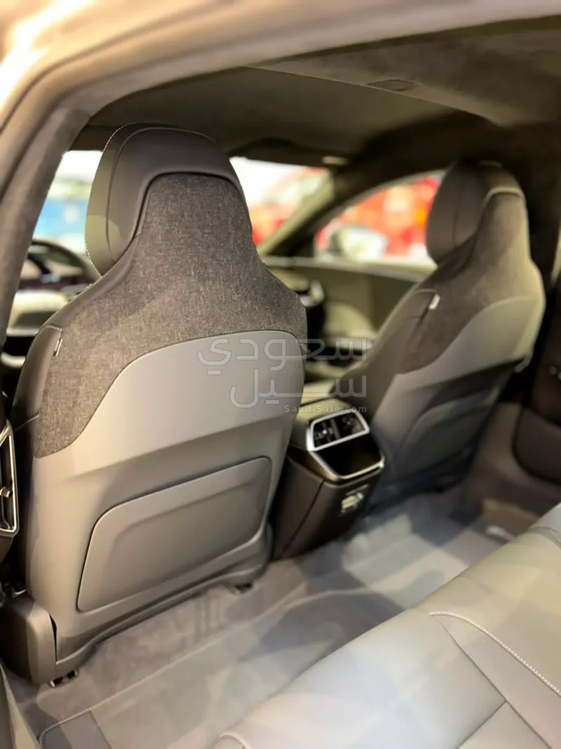 2025 Lucid Air Pure