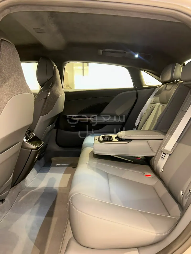 2025 Lucid Air Pure