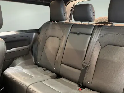 2025 Land Rover Defender 90
