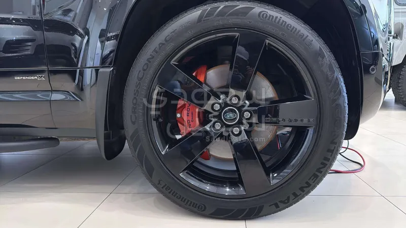 2025 Land Rover Defender X 110