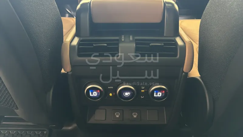 2025 Land Rover Defender X 110