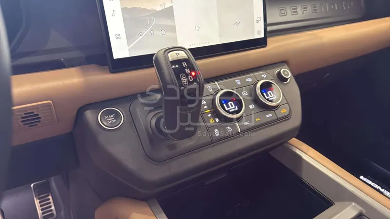 2025 Land Rover Defender X 110