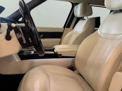 2025 Land Rover Range Rover Autobiography