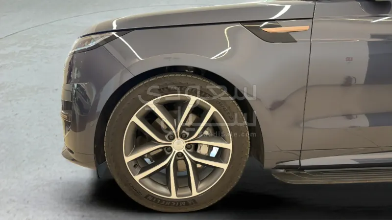 2025 Land Rover Range Rover Sport HSE
