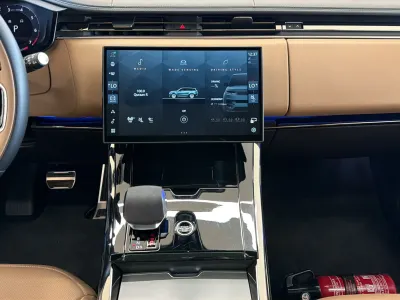 2025 Land Rover Range Rover Sport HSE