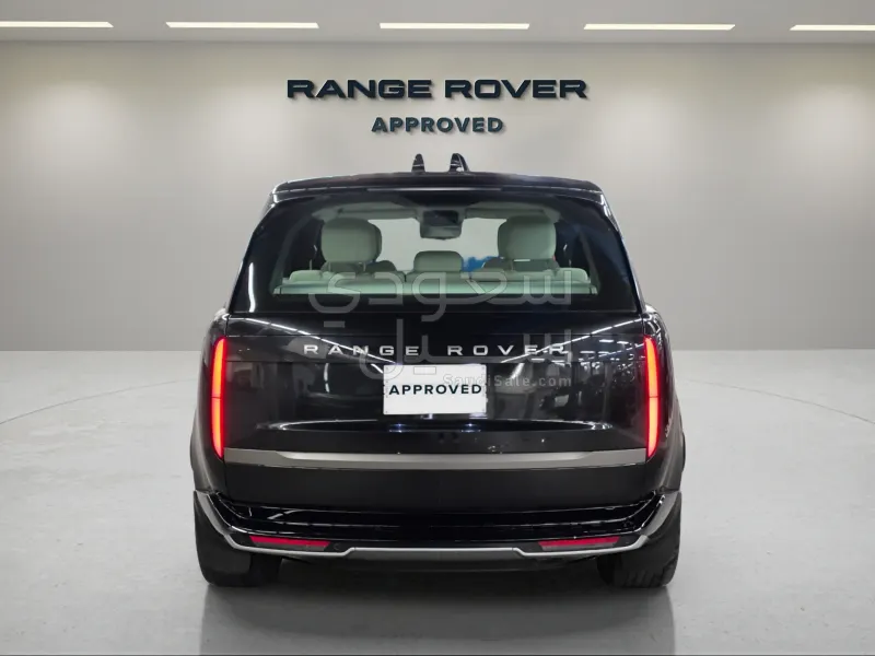 2025 Land Rover Range Rover HSE