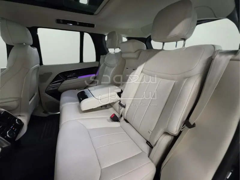2025 Land Rover Range Rover HSE