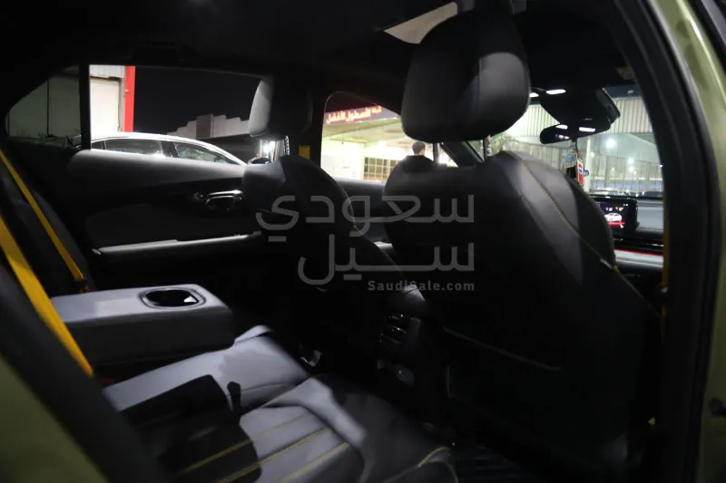 2025 جاك إم ٨