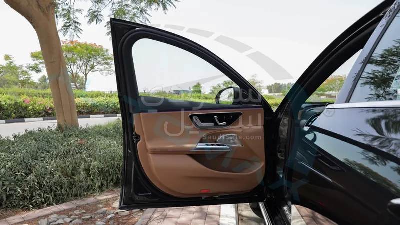 2026 Mercedes-Benz E 300 AMG