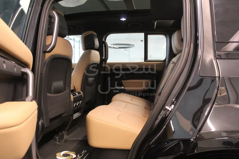 2026 Land Rover Defender 110 X dynamic