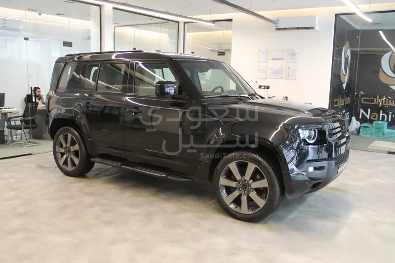 2026 Land Rover Defender 110 X dynamic
