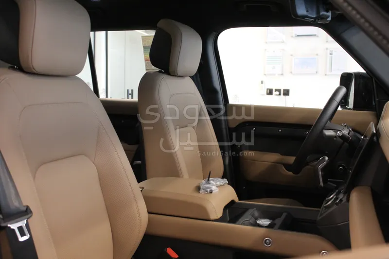 2026 Land Rover Defender 110 X dynamic