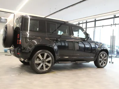 2026 Land Rover Defender 110 X dynamic