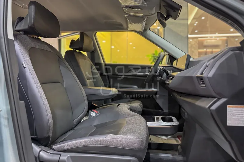 2025 Kia EV5 standard