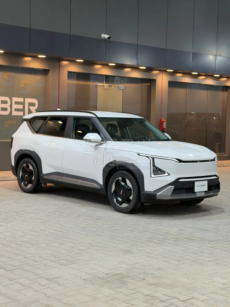 2025 Kia EV5 standard