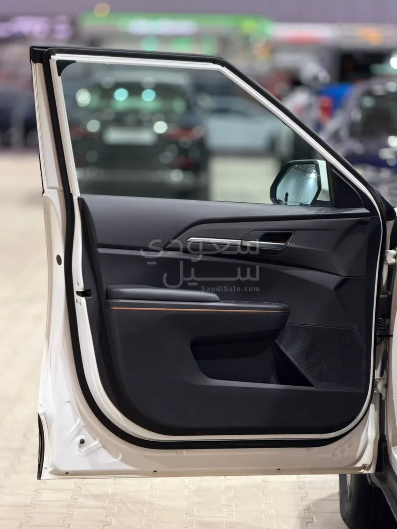 2025 Kia EV5 standard