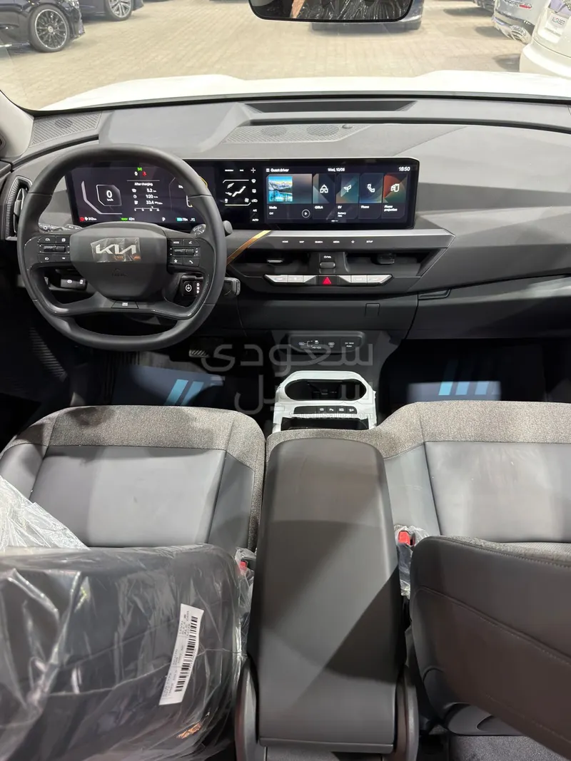 2025 Kia EV5 standard