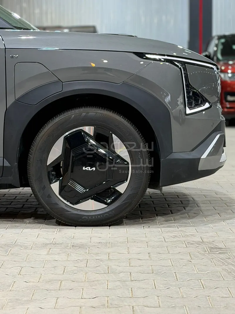 2025 Kia EV5 standard