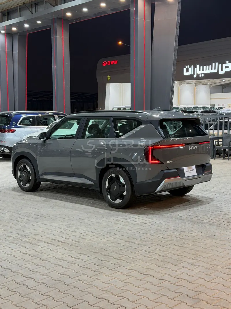 2025 Kia EV5 standard